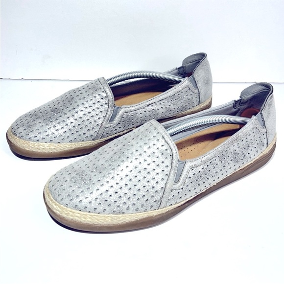 NEW Clarks‎ Women's Elaina Ruby Grey Silver Slip On Espadrilles Size 10 - Picture 1 of 8
